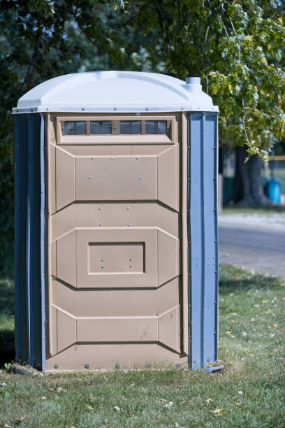 Best Portable restroom trailer rental  in Lincoln Park, NJ